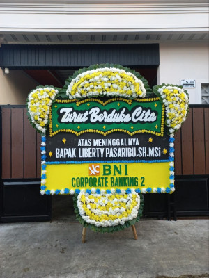Papan Bunga Duka di Lalang